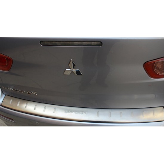 ميتسوبيشي لانسر ايي اكس (2010:2016) عتب شنطة خارجي نيكل