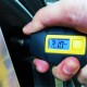 مقياس ضغط هواء إطار السيارة الرقمي
